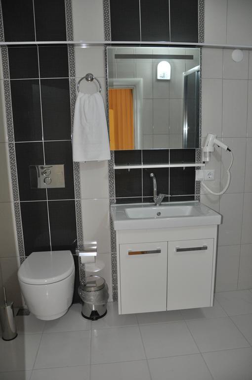Hotel Iscen Mustafakemalpaşa Zewnętrze zdjęcie